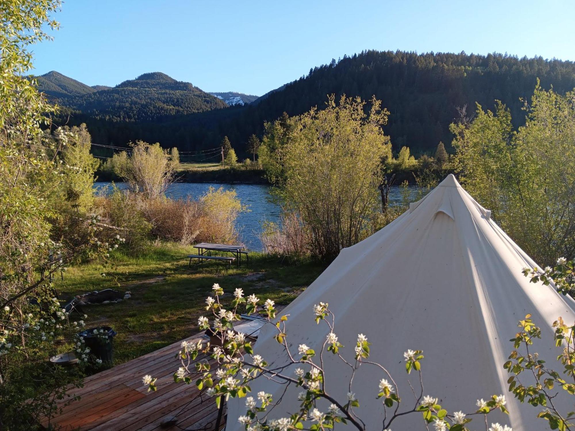 Snake River Glamping Irwin Exteriör bild